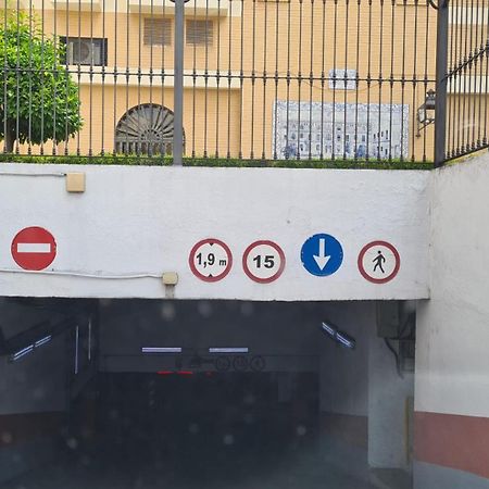 Luxury Apartment Penuelas Free Parking セビリア エクステリア 写真