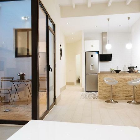 Luxury Apartment Penuelas Free Parking セビリア エクステリア 写真