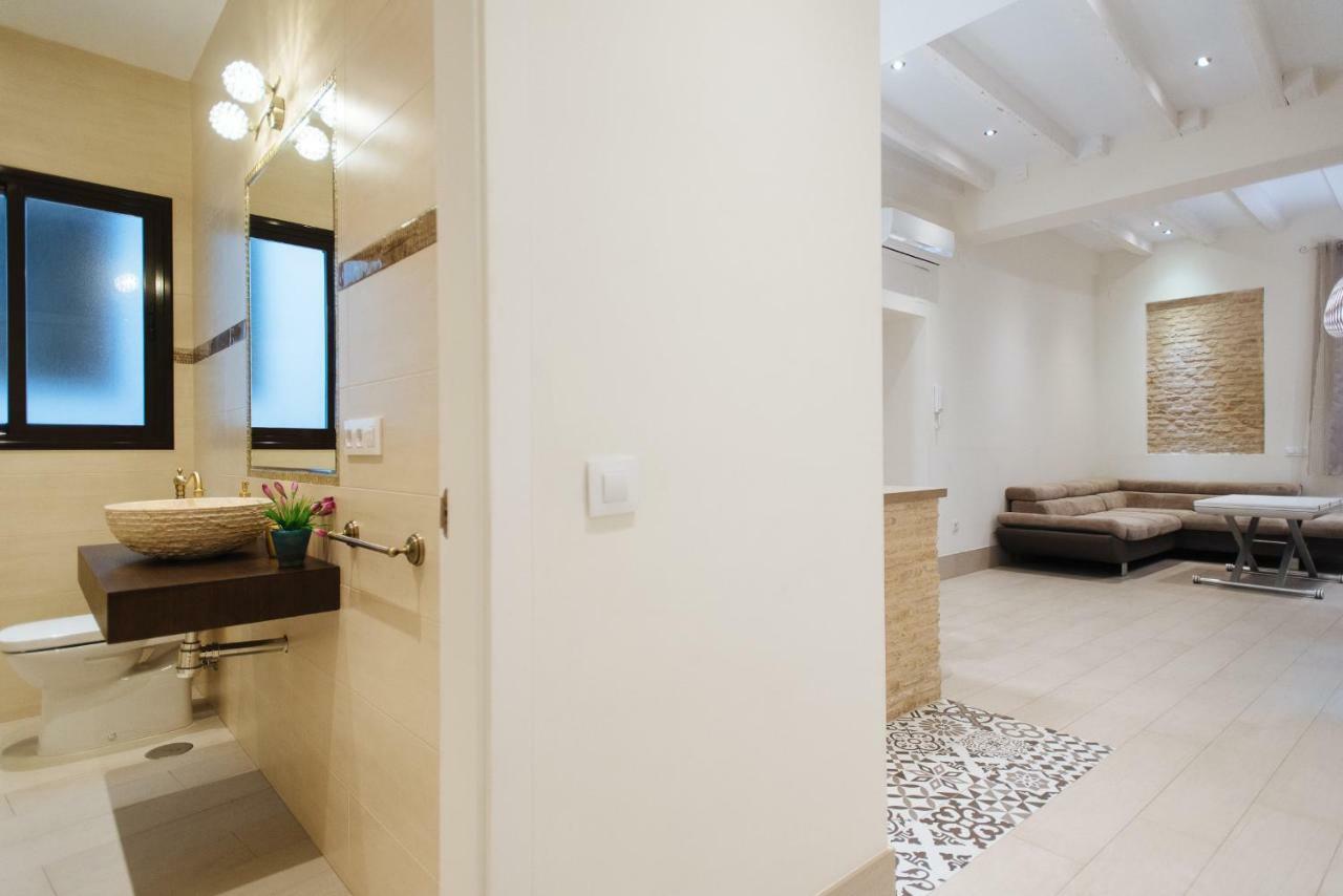 Luxury Apartment Penuelas Free Parking セビリア エクステリア 写真